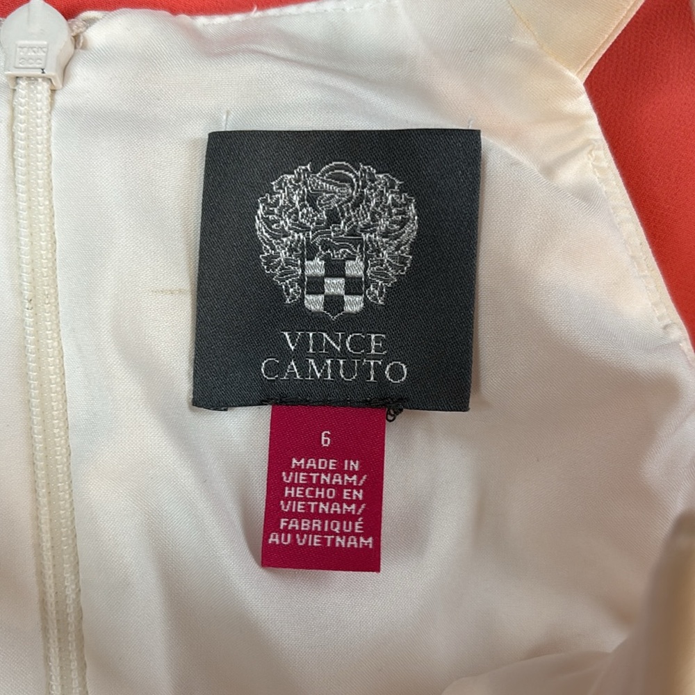 NWT Vince Camuto Ivory Cascade Ruffle Sheath Dress Sz 6 - Picture 3 of 5